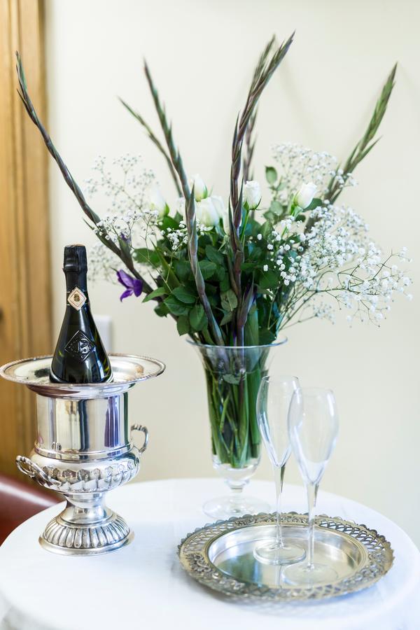 Linton Hotel Luton Luton  Eksteriør billede